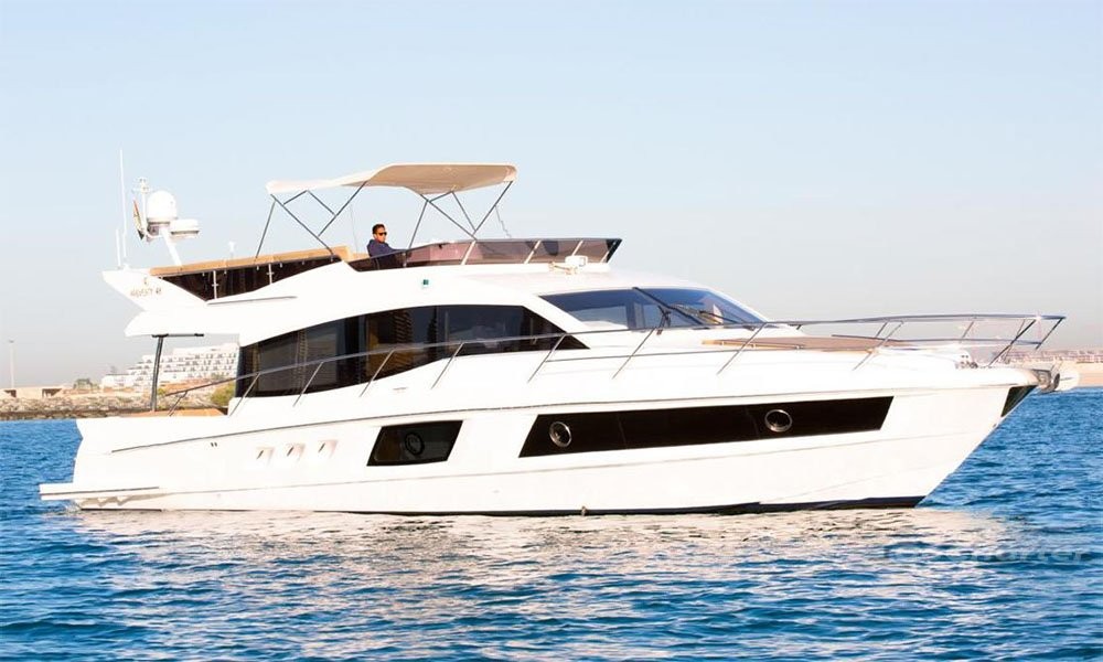 MAJESTY 48